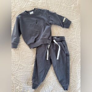 Jamie Kay crew neck sweatshirt and sweatpants pants